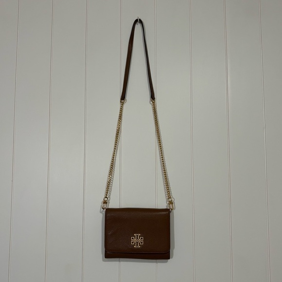 Tory Birch Britten Chain Wallet - Picture 14 of 15